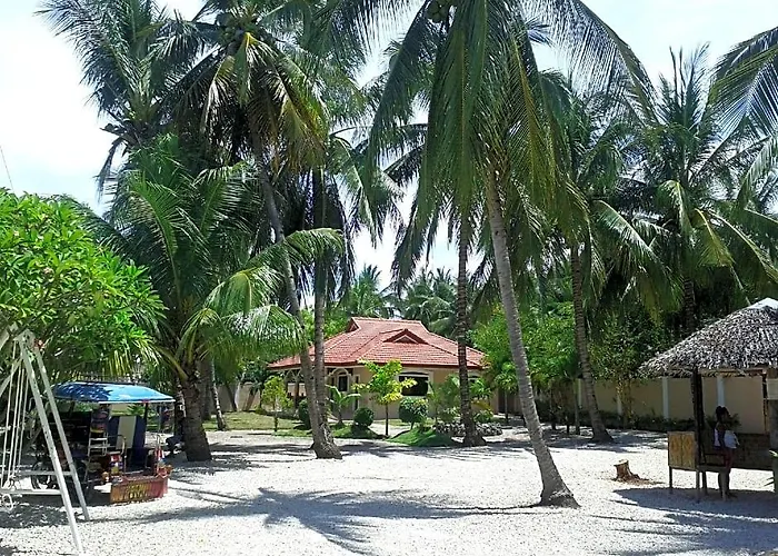Luzmin Bh - Cottages And Bungalows