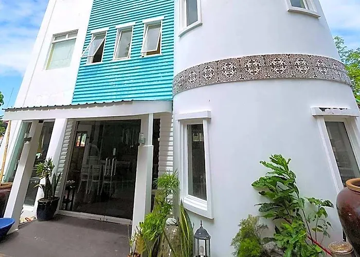 Here Innstead Boracay