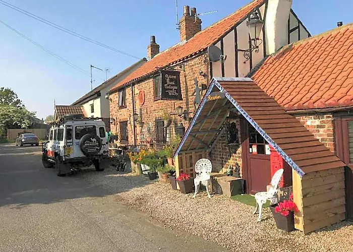 Oyo Yarm Cottages