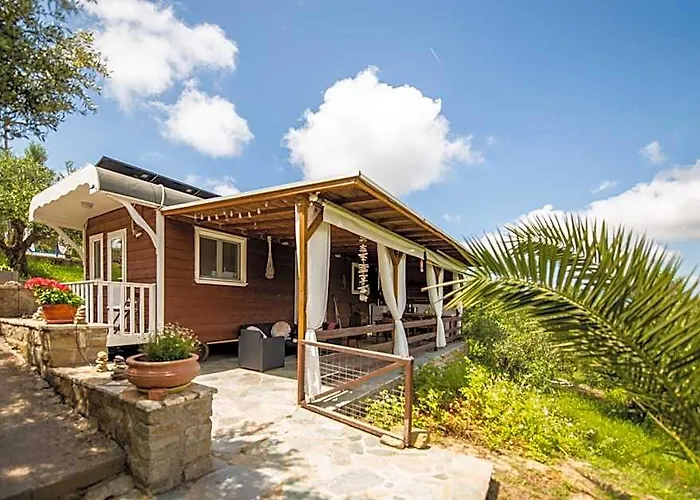 Hakuna Matata Holidays Wooden Lodge With Airco & Pool In Greek Olive Grove