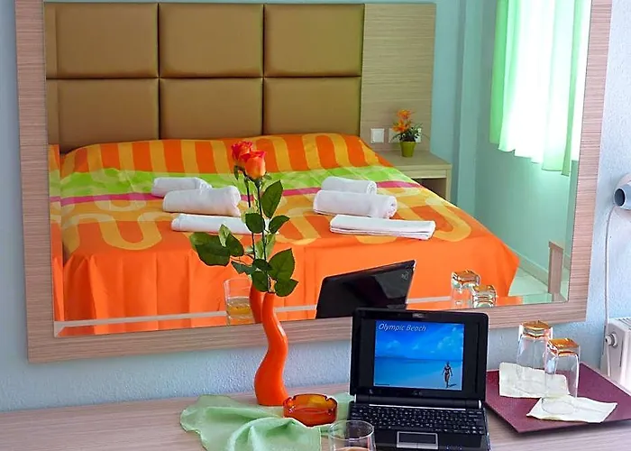 Hotel White Rose Beach