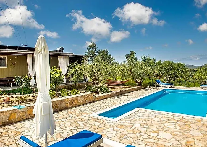 Hakuna Matata Holidays Agalia With Airco & Pool In Greek Olive Grove