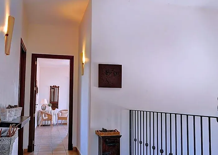 Gatona Comfortable Holiday Residence