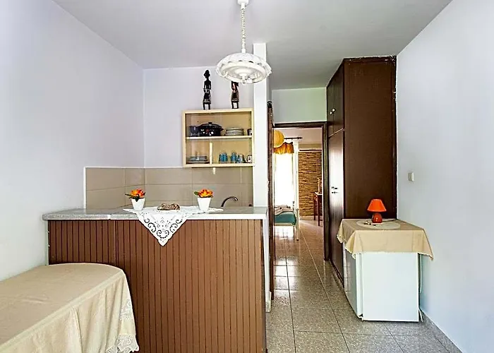Lions Apartments