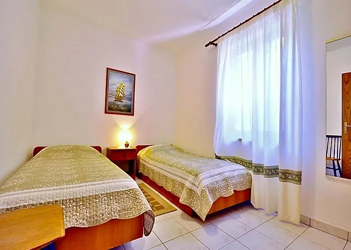 Apartment 653