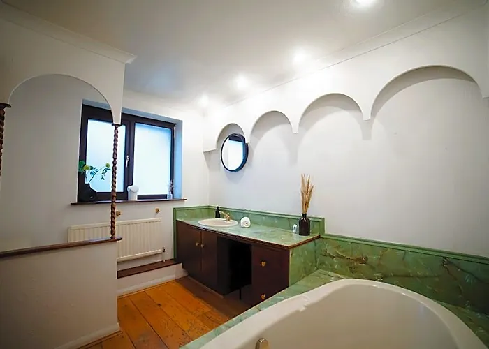 Luxury Cambridge