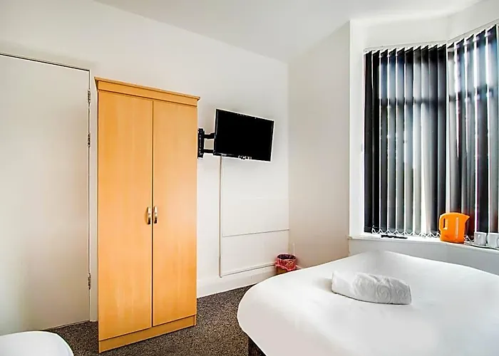 Oyo Eastbourne Lodge