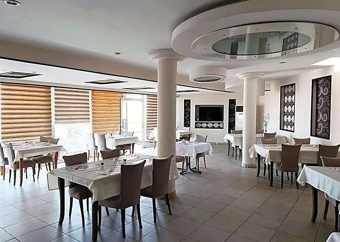 Nas Otel