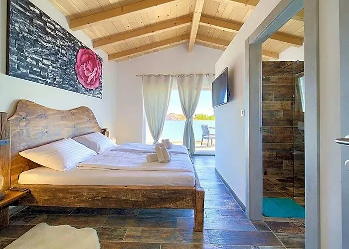 Imperia 1 Comfortable Holiday Residence