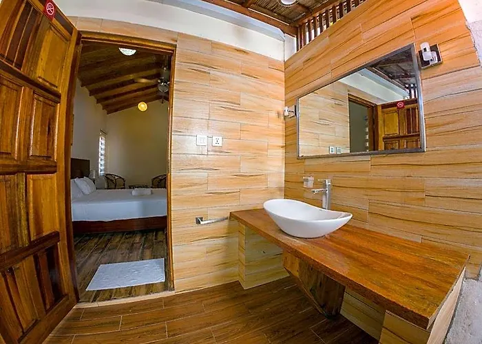 Bambukeyo Villa