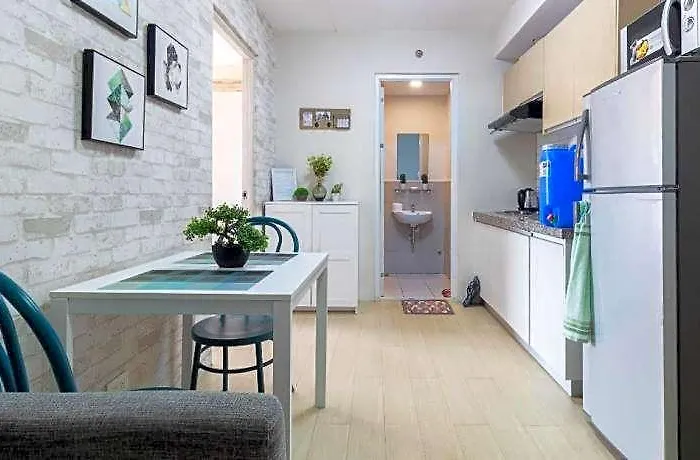 Cozy 1Br At The Hive Near Waltermart | Pool, Wi-Fi, Netflix