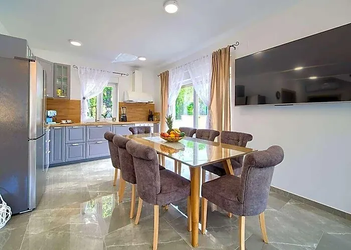 Lu Comfortable Holiday Residence