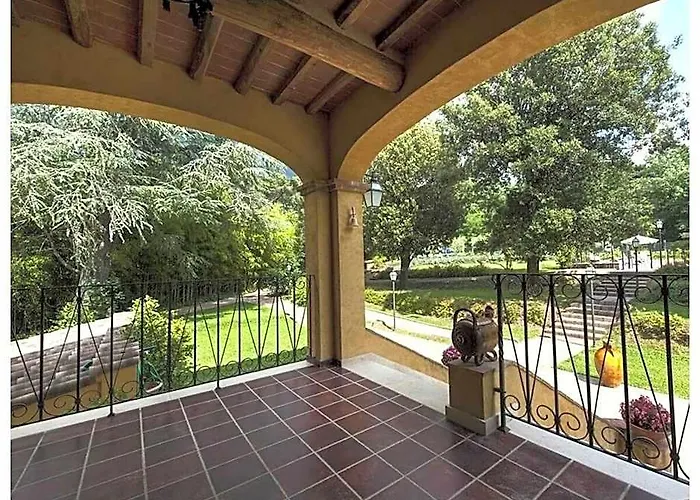 Villa Micol Comfortable Holiday Residence