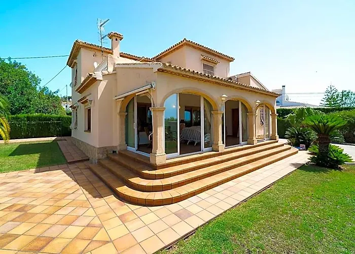 Cantallops - Villa With Private Pool. Free Wifi