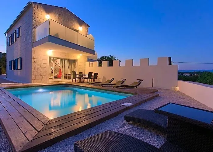 Imperia 4 Comfortable Holiday Residence