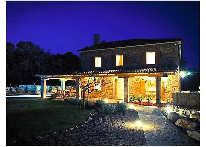 Mediterana Comfortable Holiday Residence