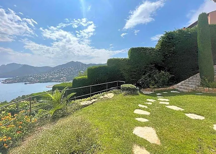 Voisins Palais Bulles