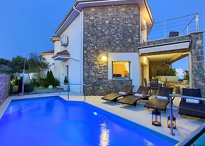 Miracle 2 Comfortable Holiday Residence
