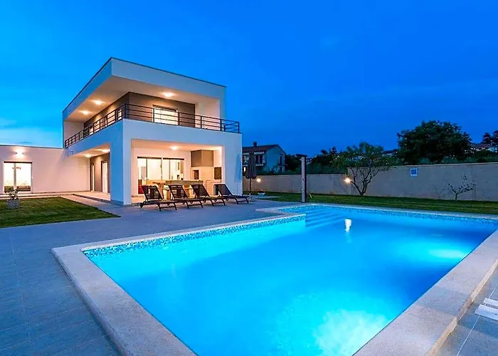 Villa Miramar Comfortable Holiday Residence