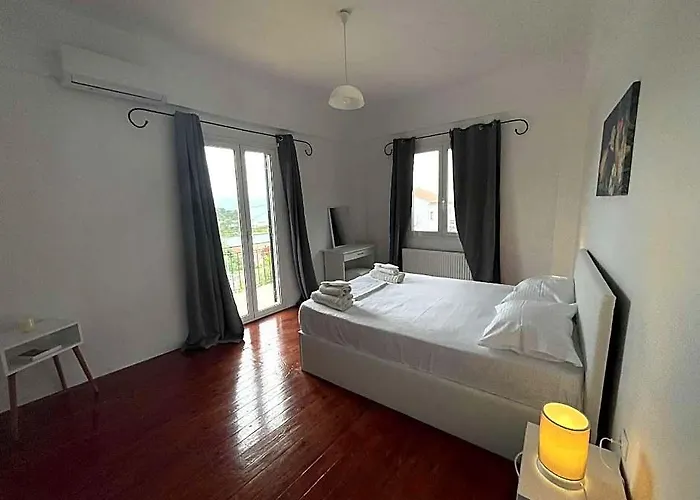 Live The Summer Dream At Gaios Cozy Retreat