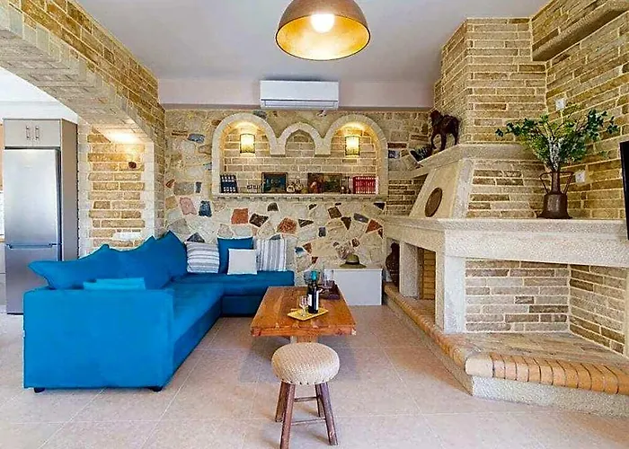 Efrosini Comfortable Holiday Residence