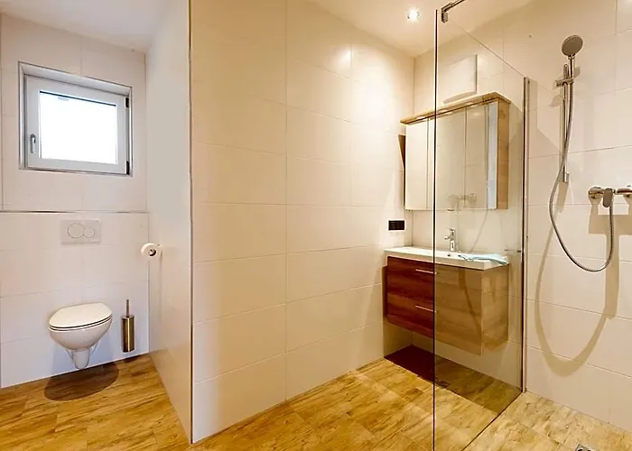Apartment In Piesendorf Near Ski Slopes