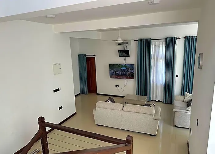 Beauty World Villa - Gampaha