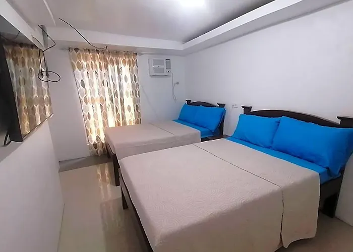 Grin Mcfly International Beachfront Guest House