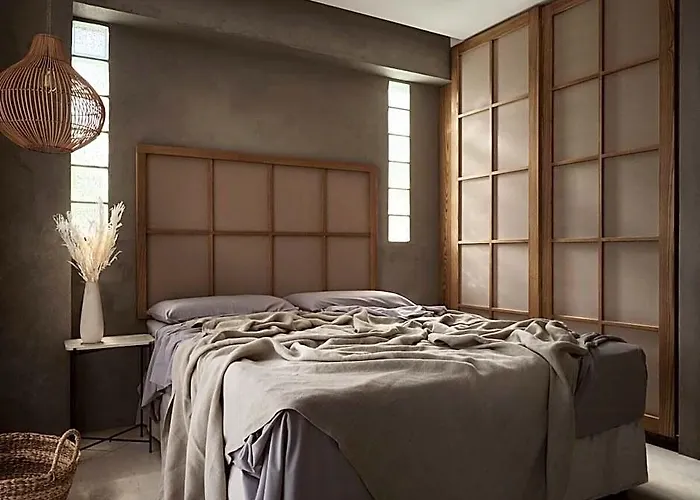 Theros Exotica Contemporary Loft Villa