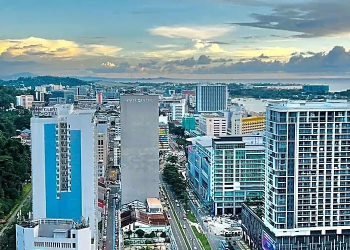 Jesselton Quay By Adara Suites