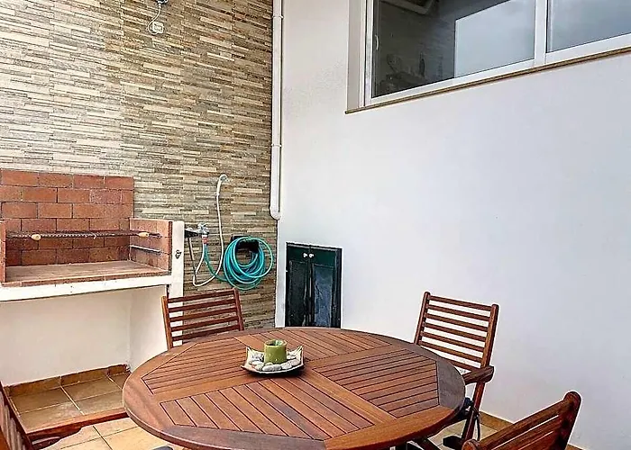 Roca Fornells, Planta Baja Con Maravilloso Patio F96