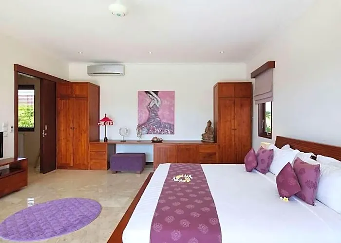 Castle Guinevere 5 Bedroom Private Pool Villa Zn36