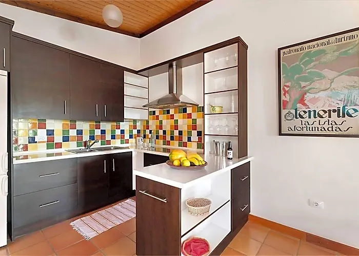La Calabacera Casa Amarilla
