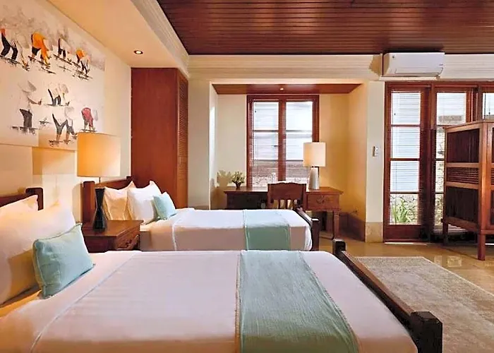 Amberlynn 3 Bedroom Private Pool Villa Zn43