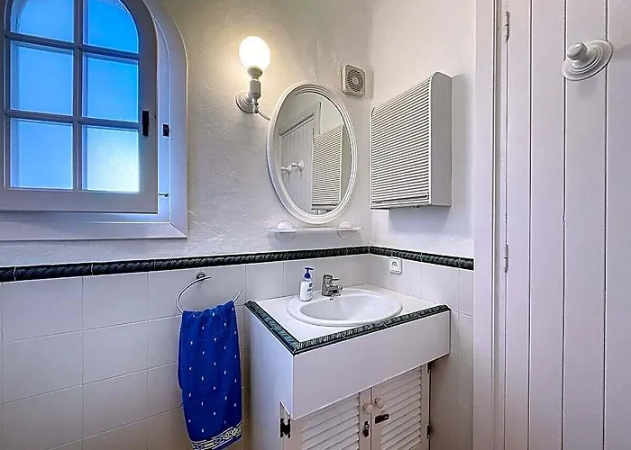 Roca Fornells, Bonito Apartamento Sobre El Mar P98