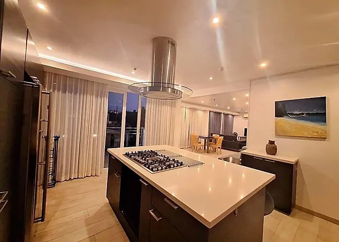 Spacious 2Br Boracay Luxurycondo