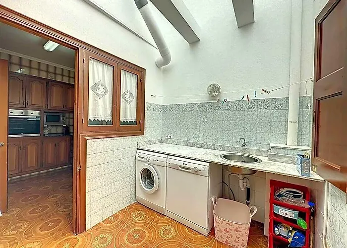 Roca Fornells, Apartamento Centrico F86