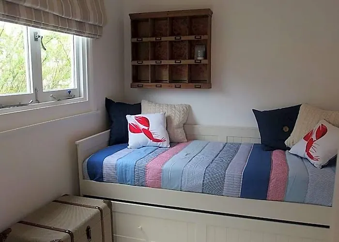 Camber Beach House, 1 Min From Beach, Dogs Welcome