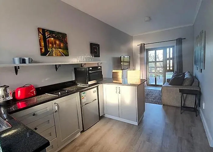 Superior Garden Studio Farm Stay