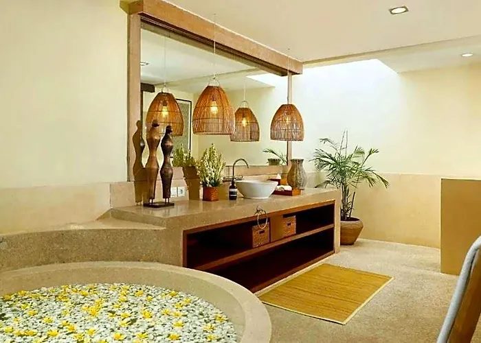 Charmaine 5 Bedroom Private Pool Villa Zn38