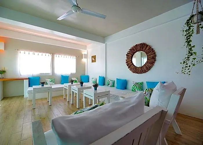 Sundowners Vacation Villas Bolinao