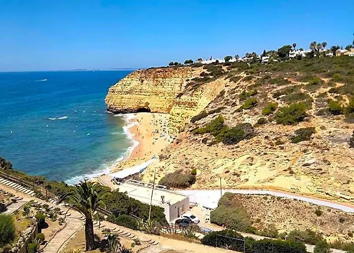 Vale De Centeanes 2-Bedroom Beach Apartment
