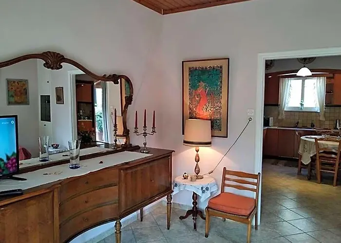 Aggelos House In Kalamitsi