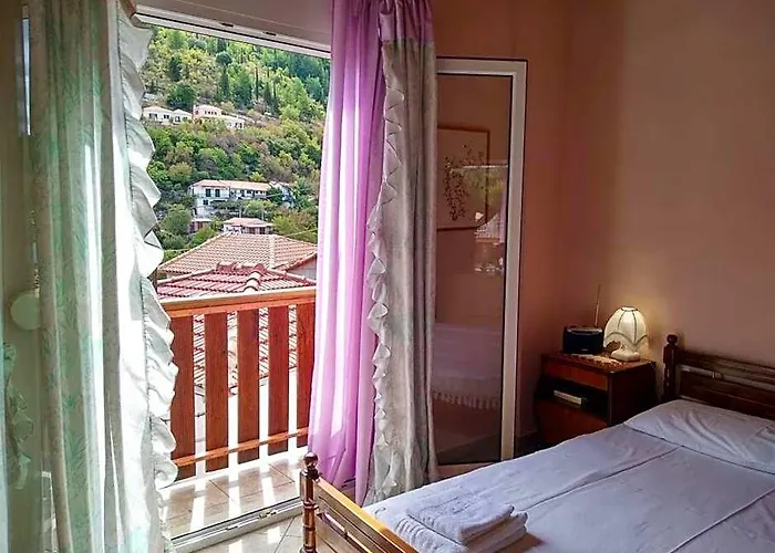 Aggelos House In Kalamitsi