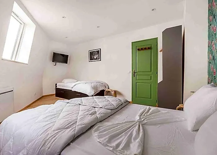 Large Maison - 5 Chambres- 2 Sdb- Proche Lille