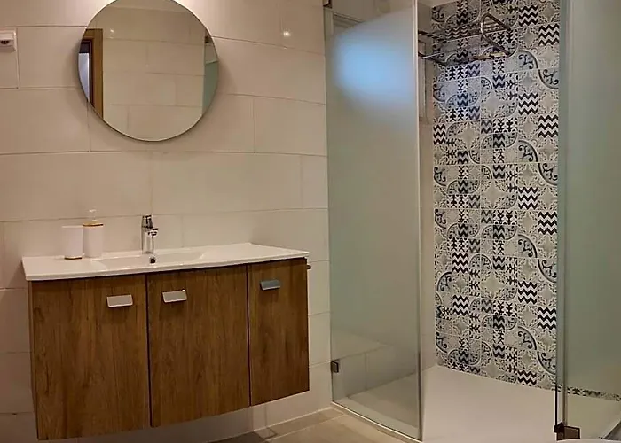 Vivenda De 6 Quartos Com Piscina Privada