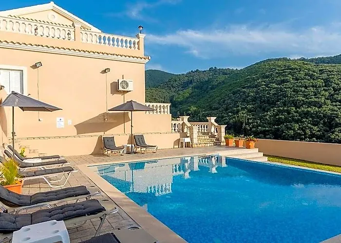 Villa Clearvue With Private Pool And Stunning View