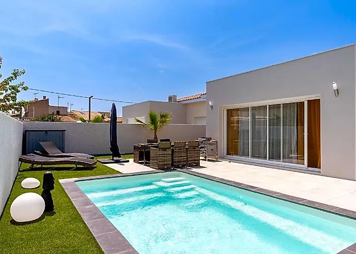 Villa Juxta Mare