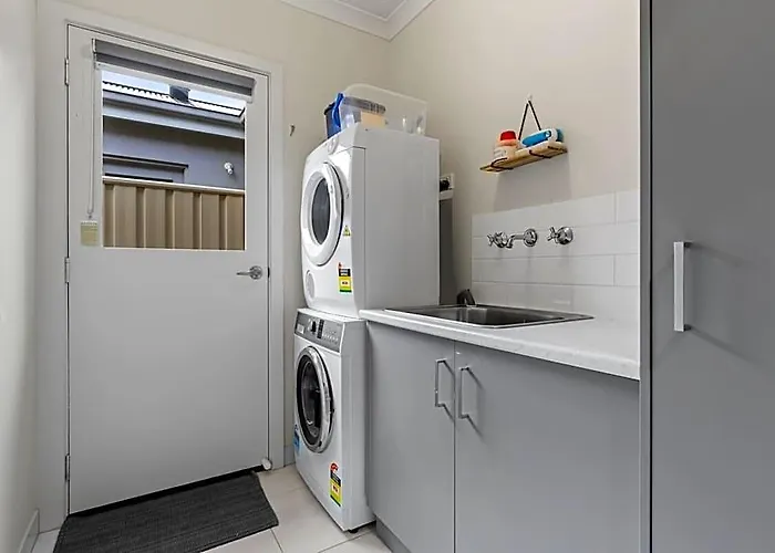 Blissful Ballarat 2Br Holiday Haven