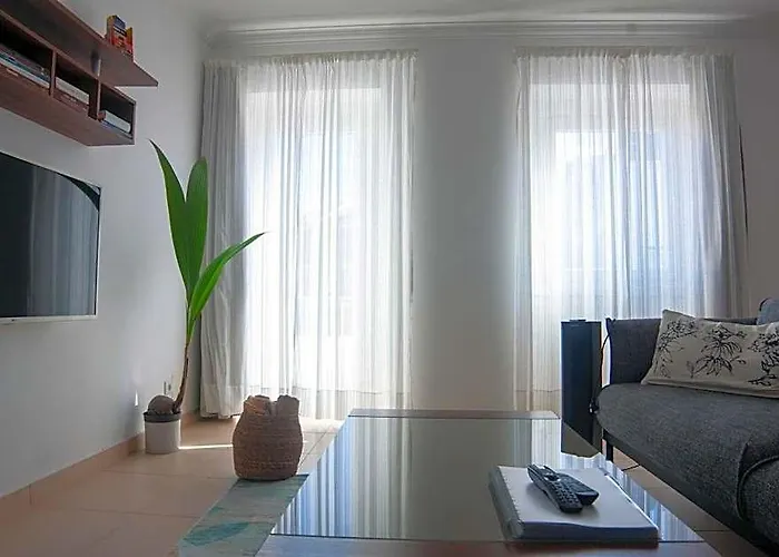 Intune Peniche Property